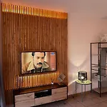 Pol suite y Hada suite Puerto Banus Beach